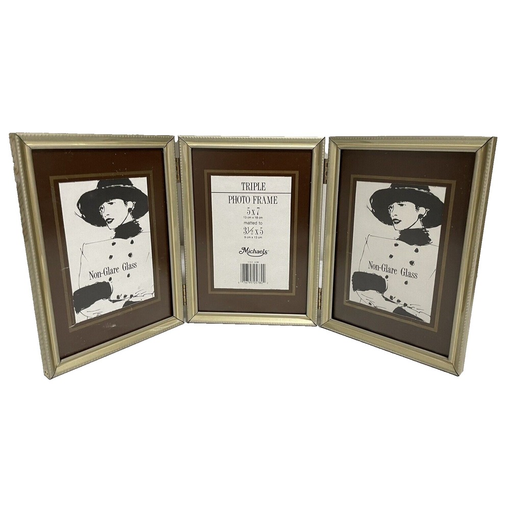 Vintage Tri-Fold 3 Picture Frame Ornate Gold Tone Hinged Metal Triple 5 X 7 NOS